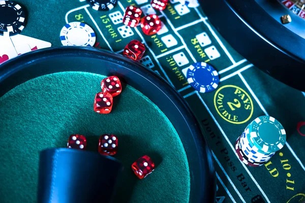 mataramtoto live-dealer support team assisting players across chat and phone channels